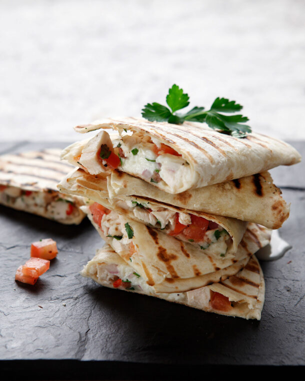 Τορτίγιες με κοτόπουλο