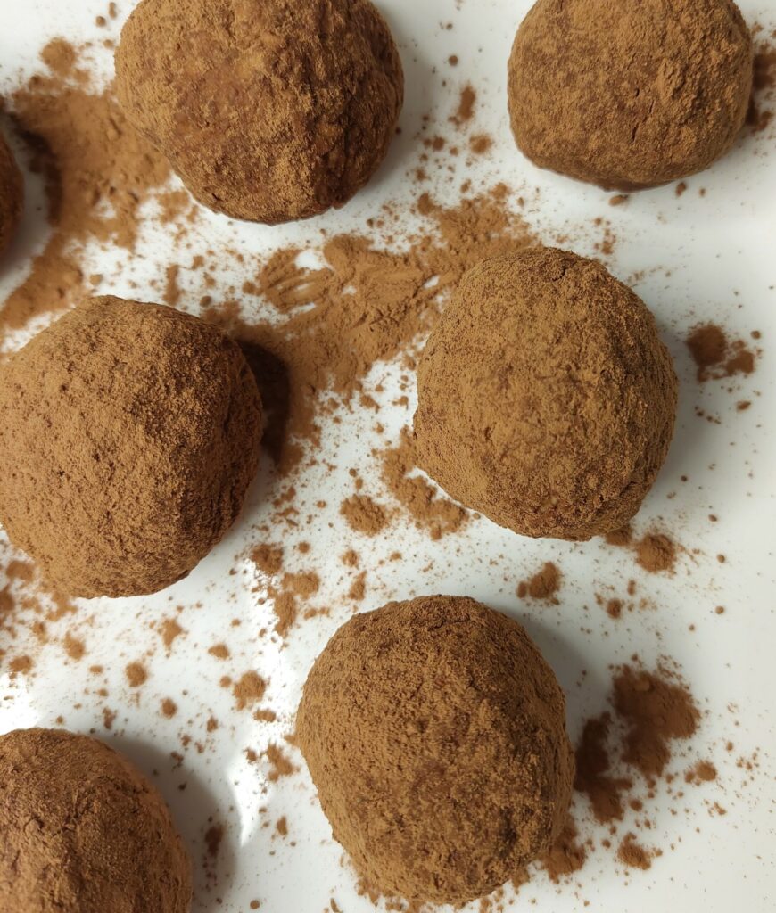 Tiramisu Balls Χωρίς Ζάχαρη – Γλυκάκι με Βρώμη, Καφέ & Κακάο